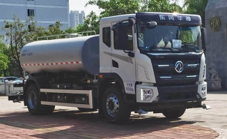 纯电动洒水车