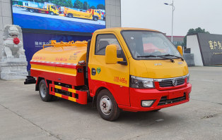 清洗吸污车