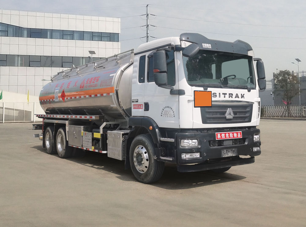 永強(qiáng)牌YQ5260GRYCTZ鋁合金易燃液體罐式運(yùn)輸車公告圖片