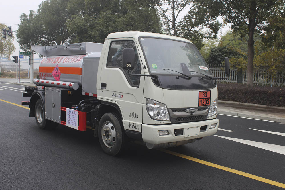 潤知星牌SCS5040GJYBJ6加油車公告圖片