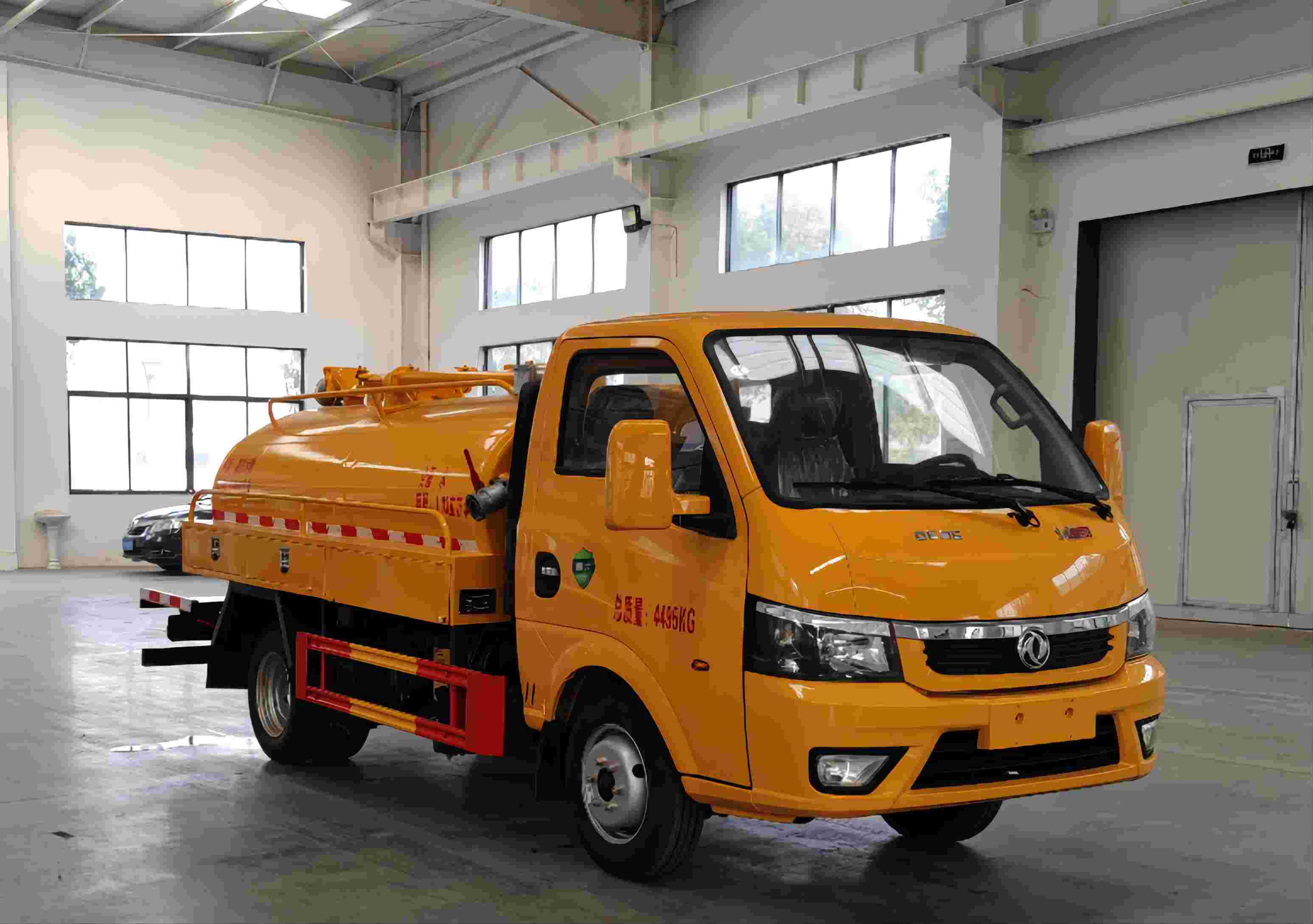 楚韻牌EZW5042GQWEQ6清洗吸污車