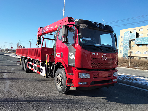 YMW5250JSQJ6L隨車(chē)起重運(yùn)輸車(chē)