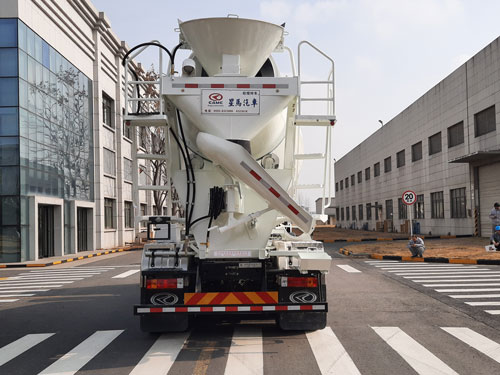 星馬牌AH5316GJB6L6混凝土攪拌運(yùn)輸車公告圖片