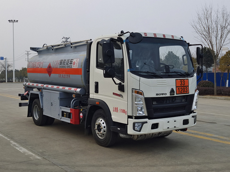 楚勝牌CSC5097GYYZ6A運油車公告圖片