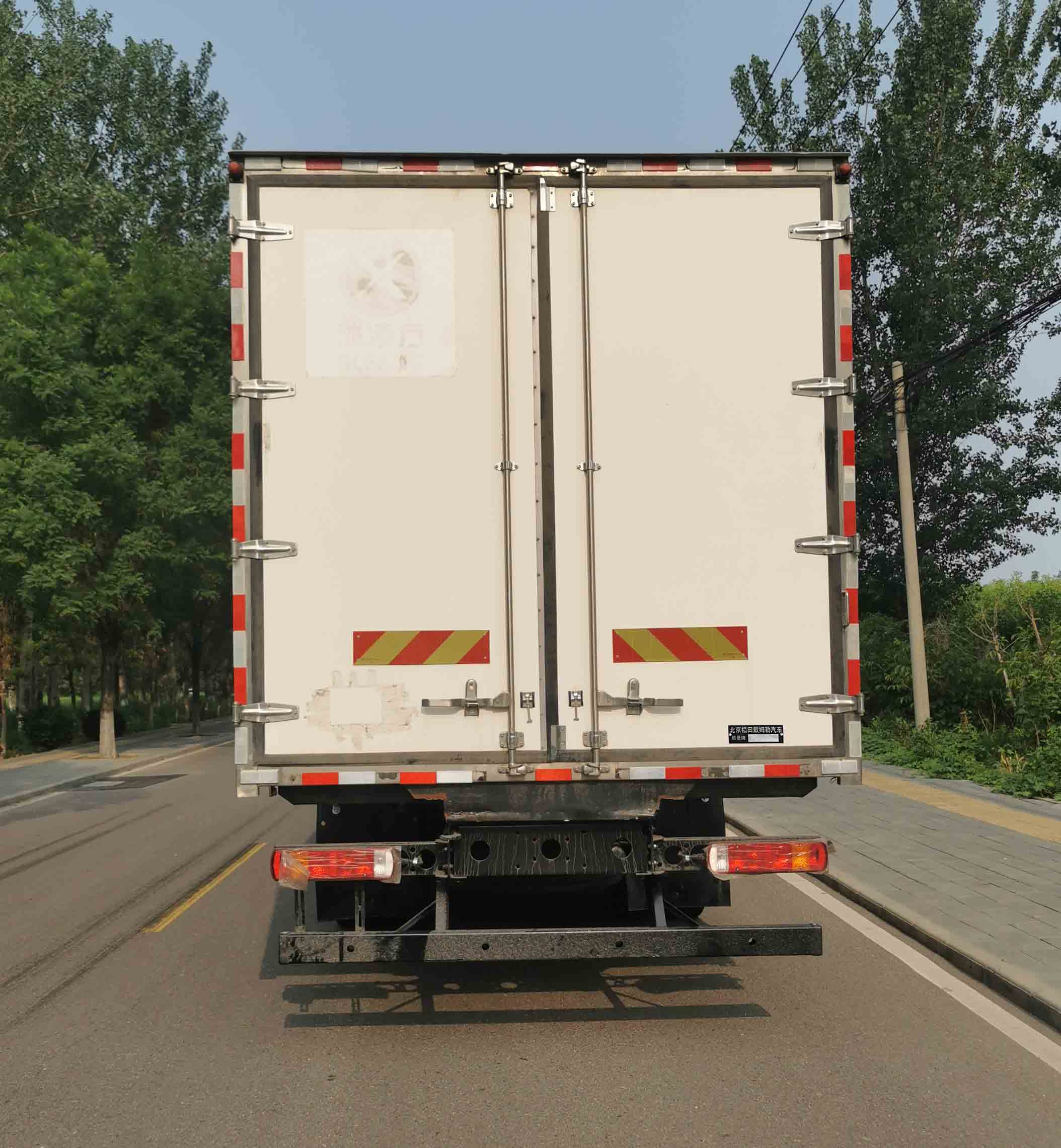 歐曼牌BJ5181XLCY6ANL-01冷藏車(chē)公告圖片