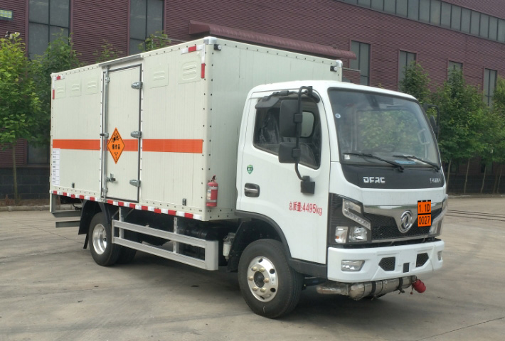 神路牌ESL5042XQY6EQ爆破器材運(yùn)輸車