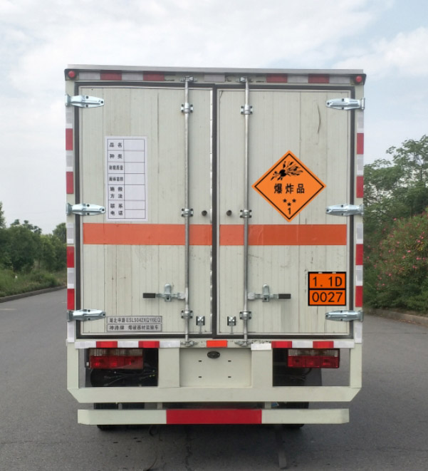 神路牌ESL5042XQY6EQ爆破器材運(yùn)輸車公告圖片