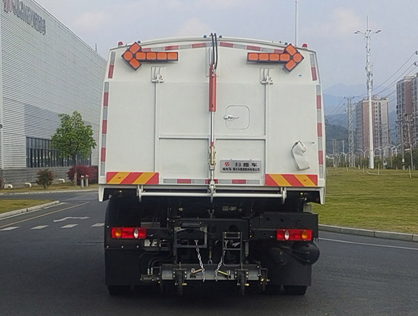 福龍馬牌FLM5182TSLDF6掃路車公告圖片