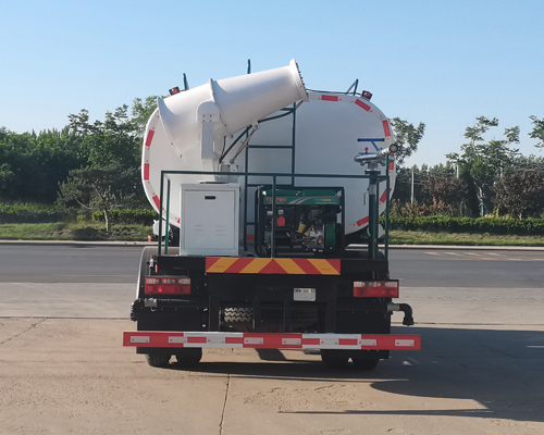 衡霸牌YYD5161GPSD6綠化噴灑車公告圖片