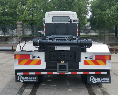 三迪牌SAD5320ZXXDFBEV純電動(dòng)車廂可卸式垃圾車公告圖片