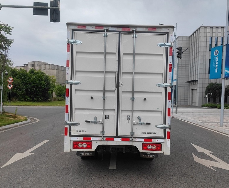 福田牌BJ5031XXY3JV5-AA2廂式運(yùn)輸車(chē)公告圖片