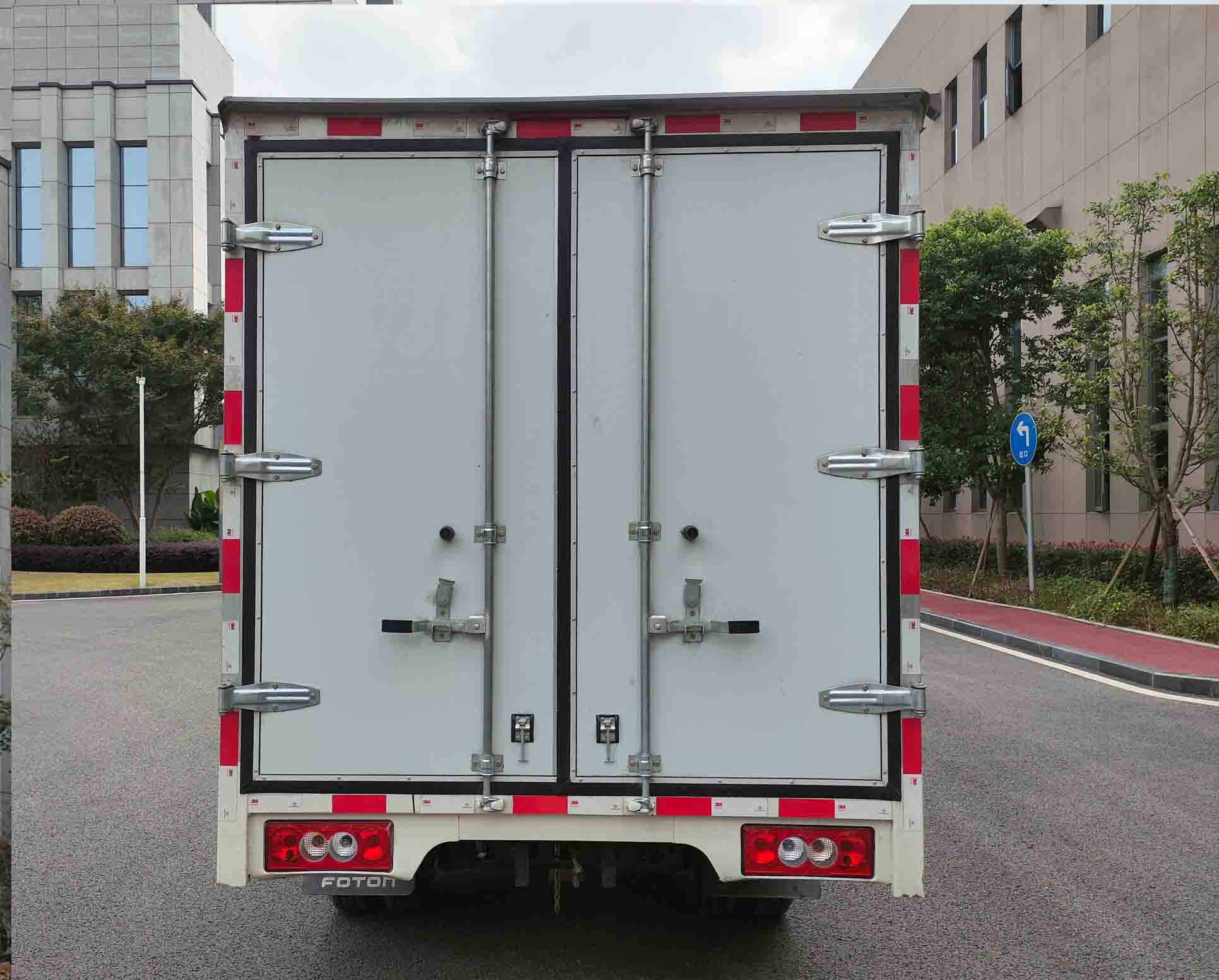 福田牌BJ5031XXY4JV5-AA3廂式運輸車公告圖片