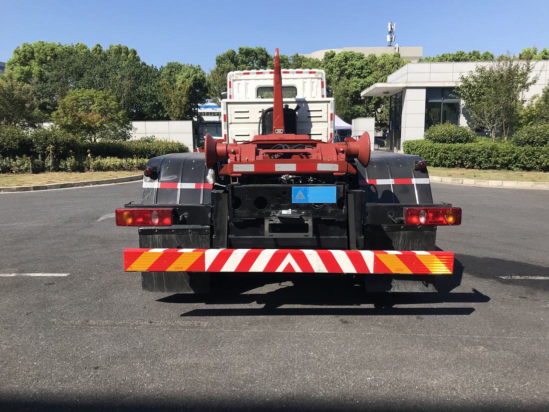 三力牌CGJ5320ZXXEQBEV純電動車廂可卸式垃圾車公告圖片