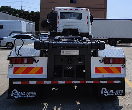 三迪牌SAD5311ZXXZZE6車廂可卸式垃圾車公告圖片