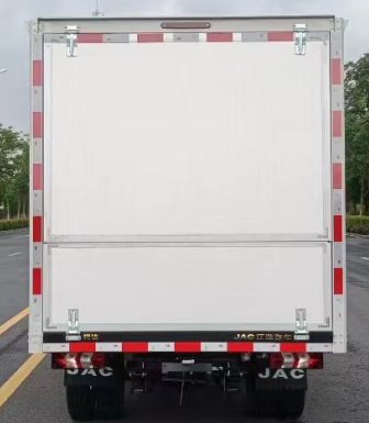 江淮牌HFC5036XYKBV3E1C1S翼開(kāi)啟廂式車(chē)公告圖片