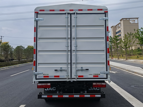 江淮牌HFC5045CCYEV20純電動(dòng)倉柵式運(yùn)輸車公告圖片