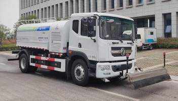 纯电动清洗洒水车