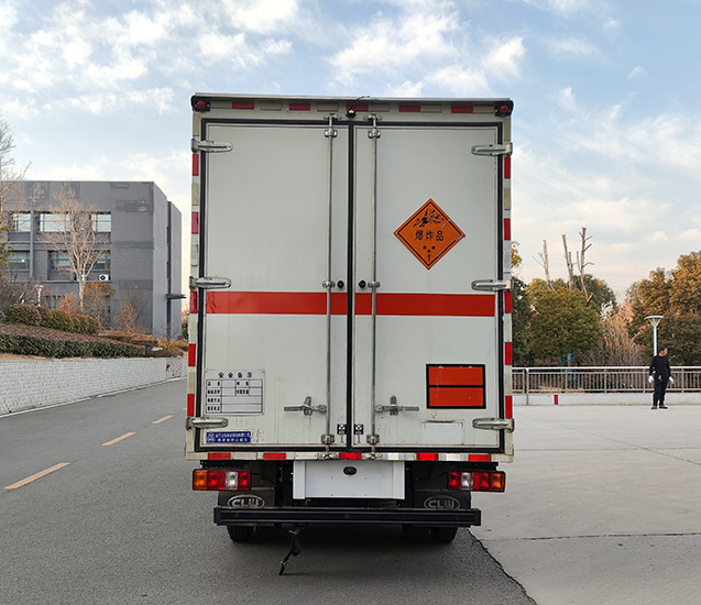 程力牌CL5041XQY6BXW爆破器材運(yùn)輸車公告圖片