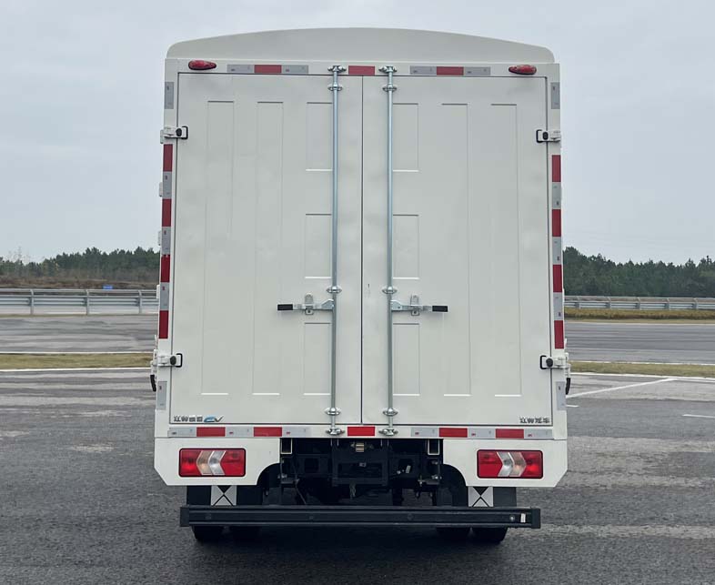 江鈴牌JX5044CCYTGA2BEV純電動倉柵式運輸車公告圖片