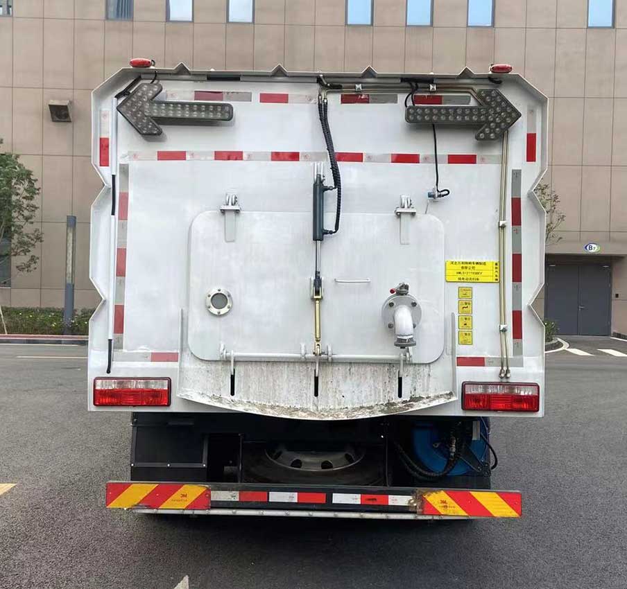 富巖汽車牌HWL5121TXSBEV純電動洗掃車公告圖片