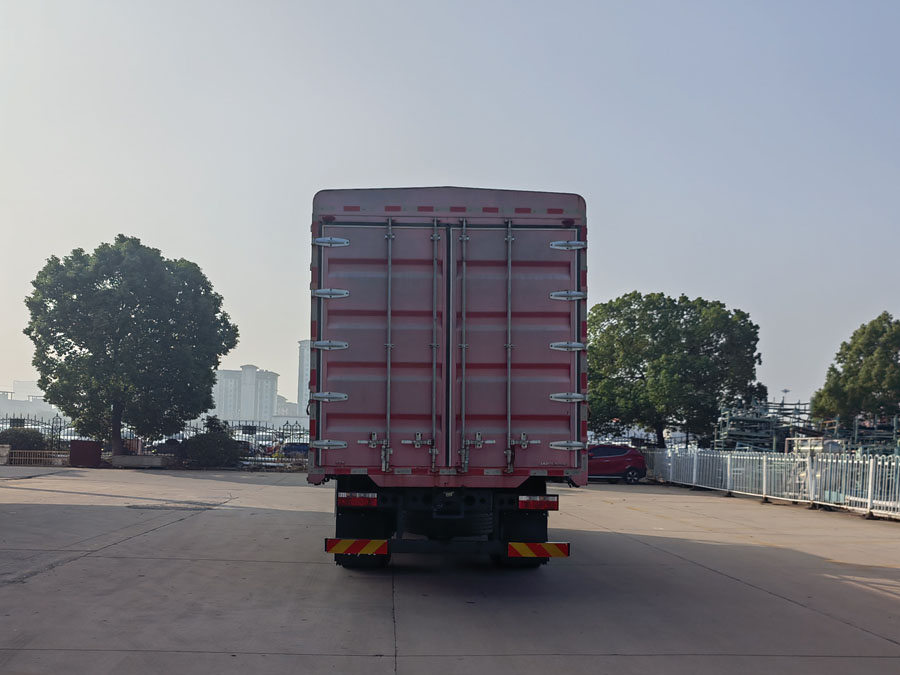 江淮牌HFC5181CCYP3K2A50S倉柵式運輸車公告圖片