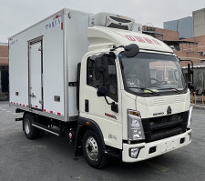 中骥牌ZJQ5047XLC冷藏车