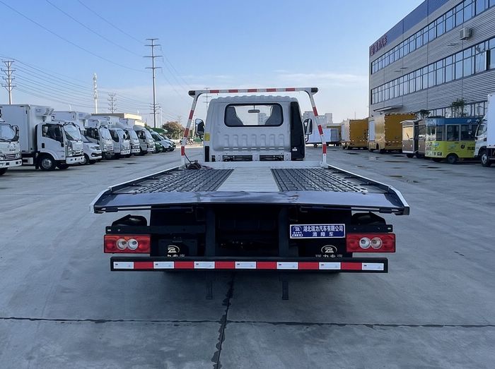 瑞力星牌RLQ5044TQZPB6清障車公告圖片