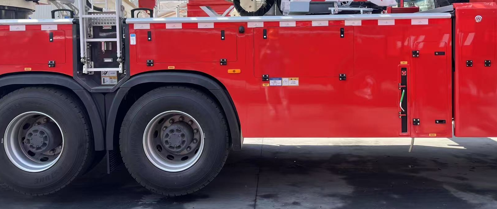 徐工牌XGF5340JXFDG56/K1登高平臺消防車公告圖片