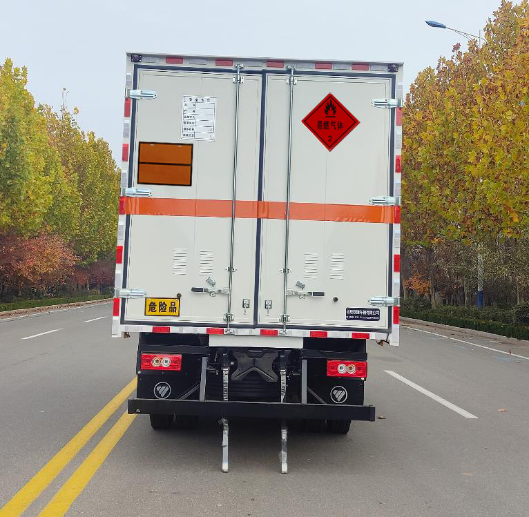 歐瑞駿升牌SRC5121XRQB6易燃氣體廂式運輸車公告圖片