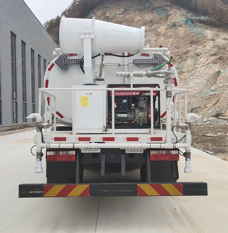 東風(fēng)牌EQ5161GPSSEQ6綠化噴灑車(chē)公告圖片