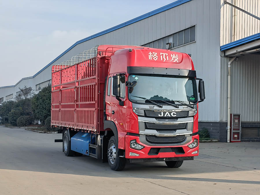 江淮牌HFC5181CCYP2N3A50S倉(cāng)柵式運(yùn)輸車公告圖片