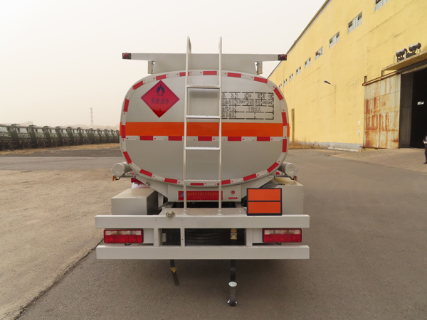 陸平機(jī)器牌LPC5121GJYC6加油車公告圖片