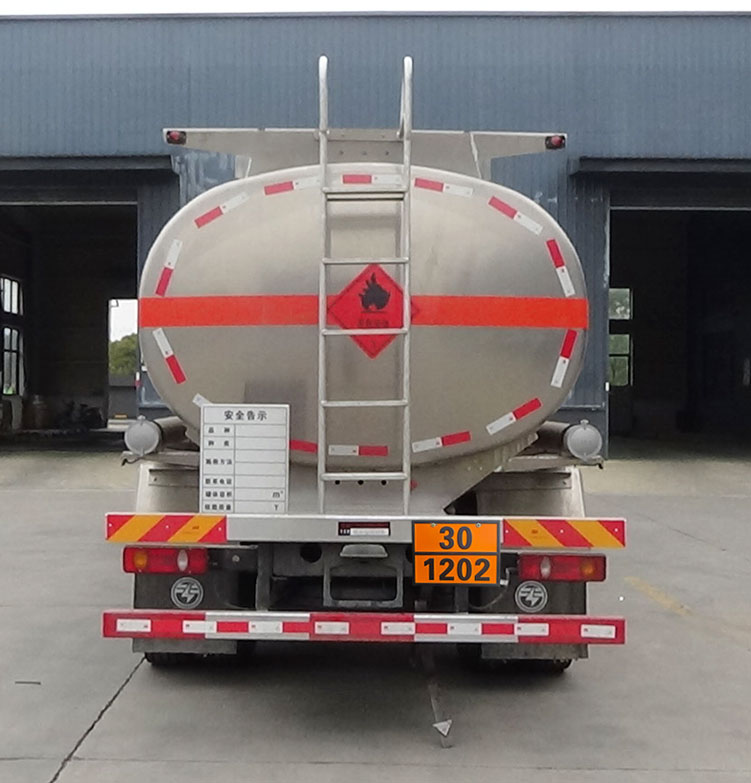 專致牌YZZ5260GYYLD6鋁合金運(yùn)油車公告圖片