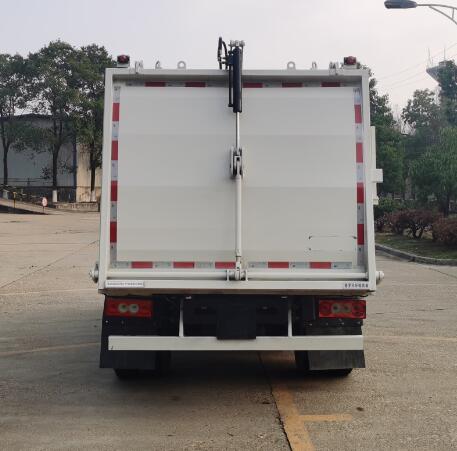 普羅科牌BJ5092ZZZE6-P1自裝卸式垃圾車公告圖片