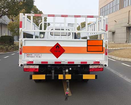 襄鑫鼎牌XDV5040TQPEQ6氣瓶運(yùn)輸車公告圖片