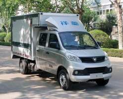 翼开启厢式车