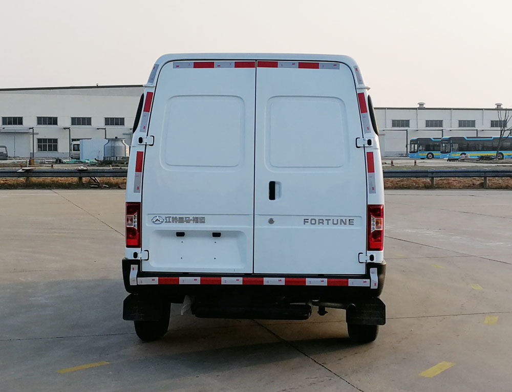 晶馬牌JMV5040XXY6A廂式運輸車公告圖片