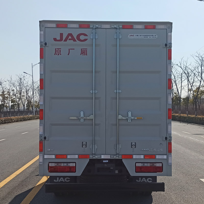 江淮牌HFC5041XXYP23K7B4QS廂式運輸車公告圖片