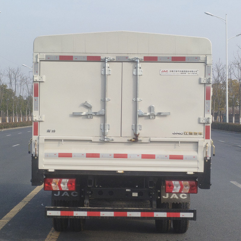 江淮牌HFC5041CCYP23K7B4QS倉(cāng)柵式運(yùn)輸車公告圖片