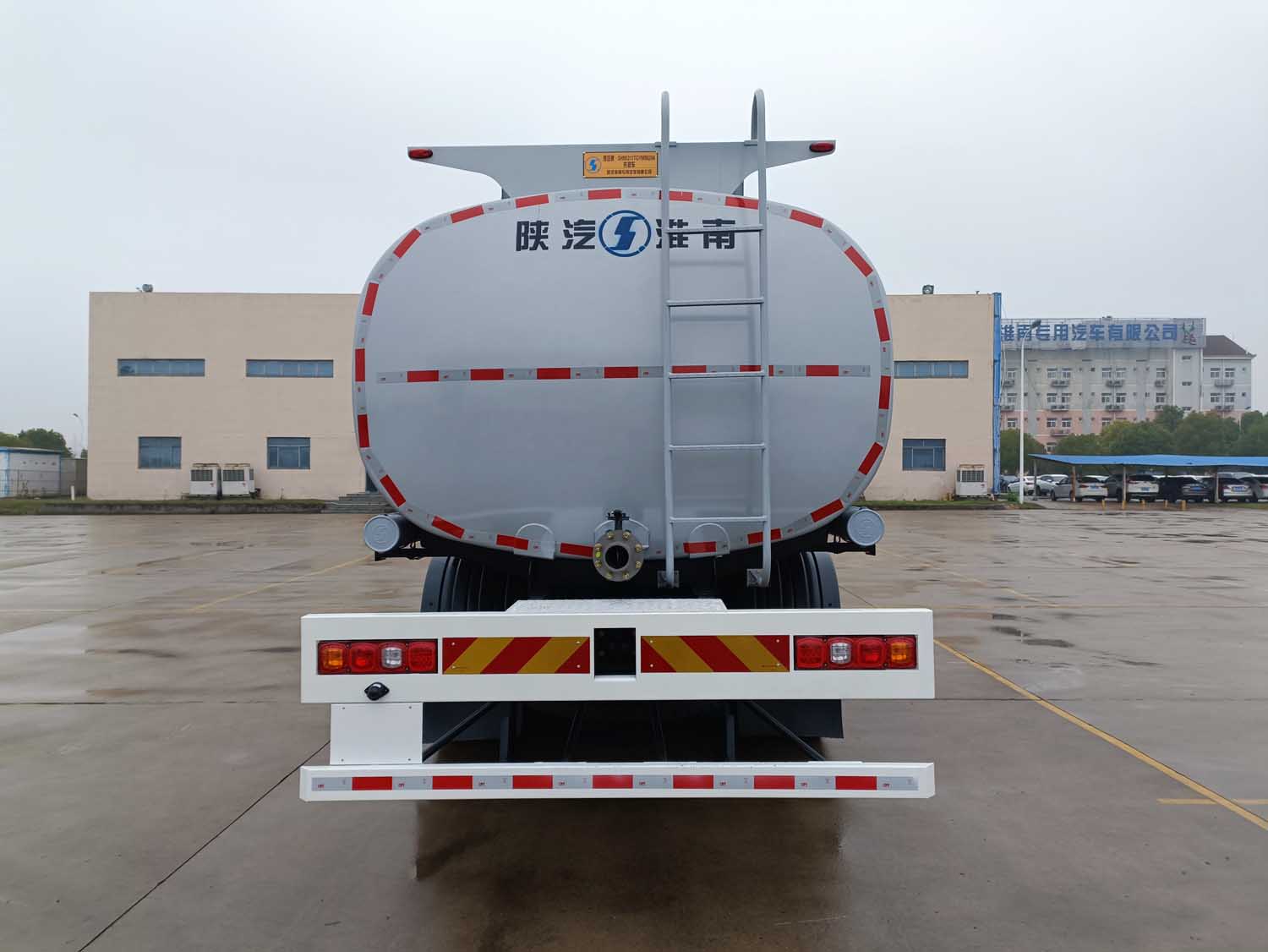 陜汽牌SHN5311TGYMB6266供液車公告圖片