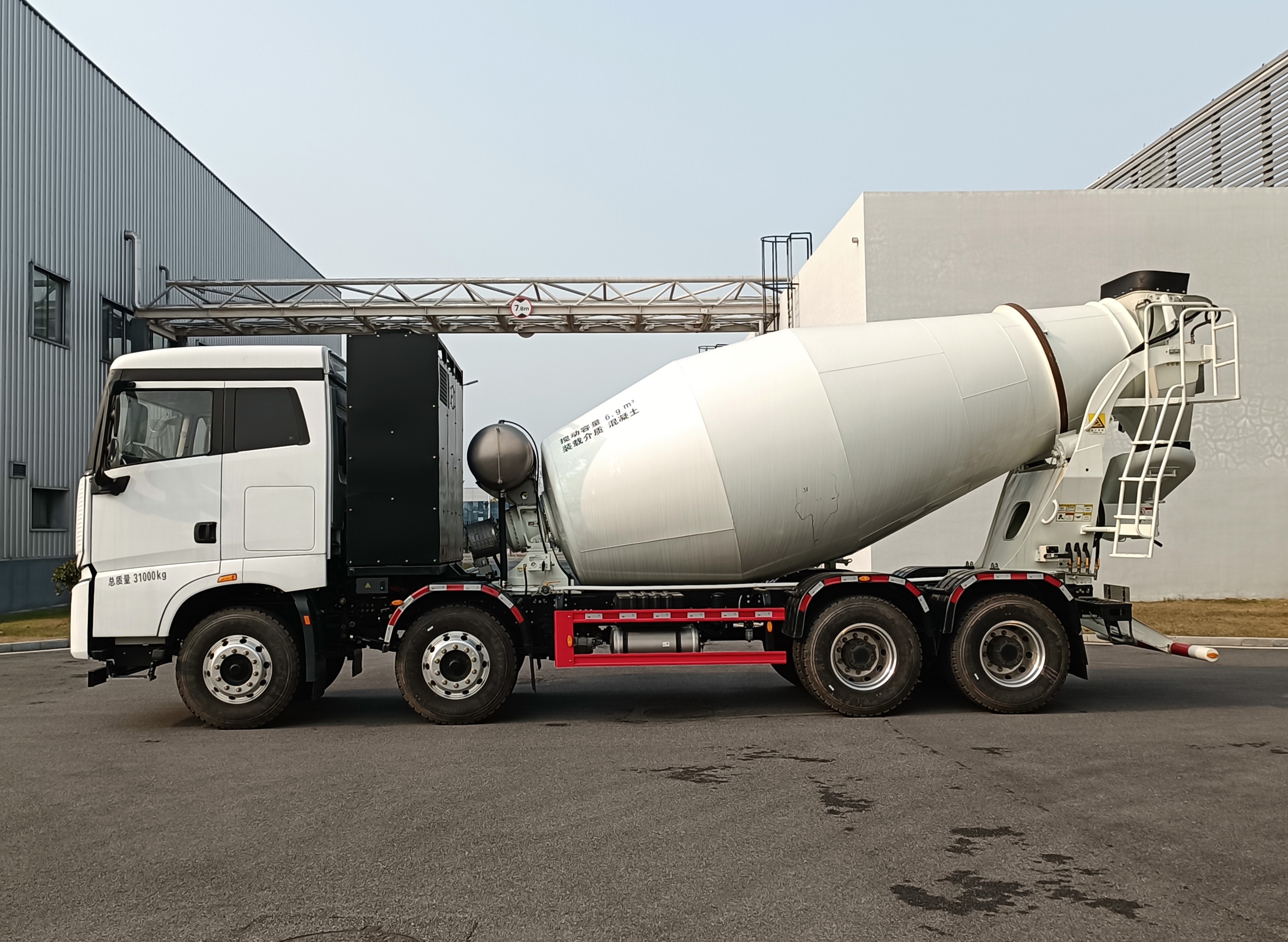 三一牌SYM5310GJB4BEV7純電動(dòng)混凝土攪拌運(yùn)輸車公告圖片