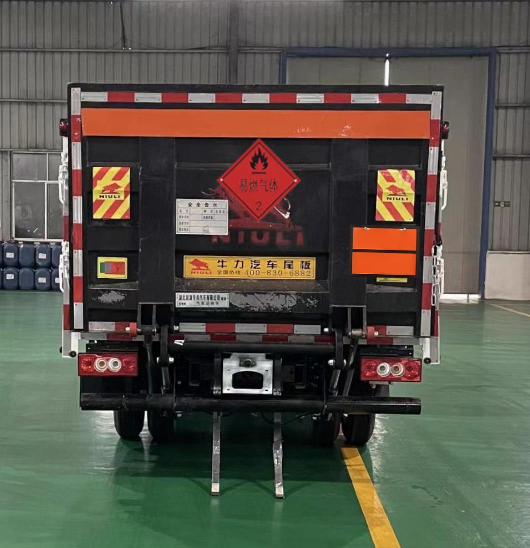 百捷牌QYY5044TQPBJ6氣瓶運(yùn)輸車(chē)公告圖片