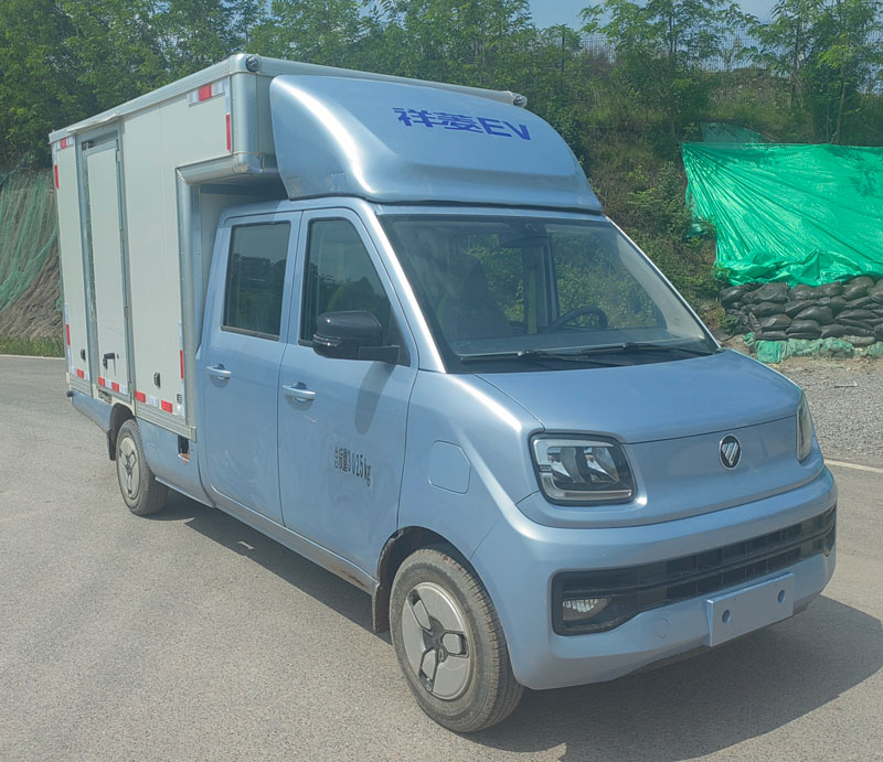 福田牌BJ5030XXYEV73純電動(dòng)廂式運(yùn)輸車(chē)公告圖片