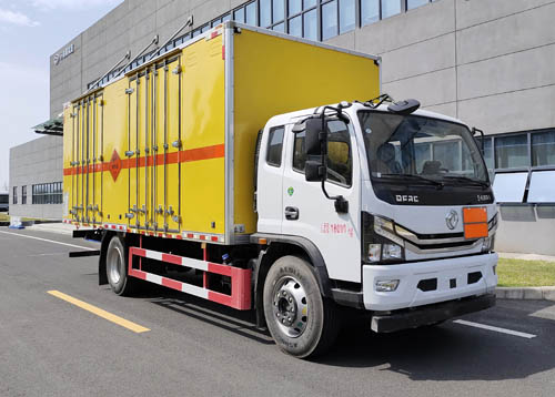 順風(fēng)智造牌SFZ5180XQYE6爆破器材運(yùn)輸車(chē)公告圖片