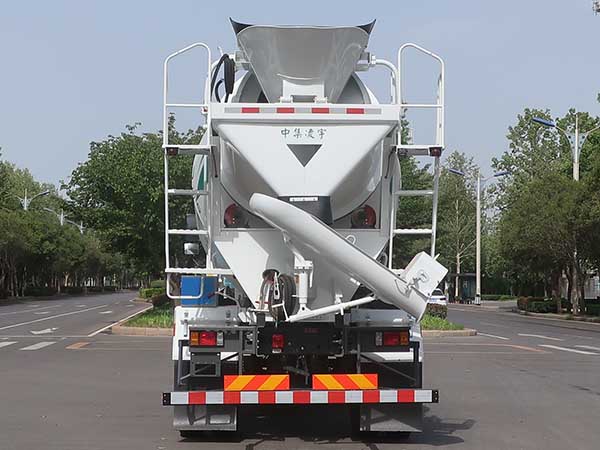 凌宇牌CLY5180GJB混凝土攪拌運(yùn)輸車公告圖片