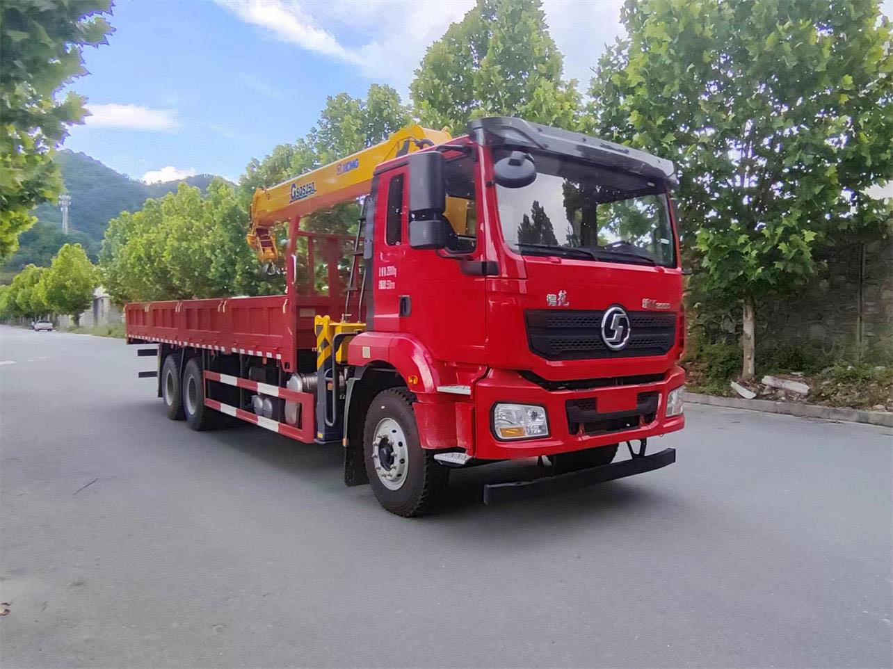 隨特牌ZZX5259JSQSX6隨車起重運輸車公告圖片