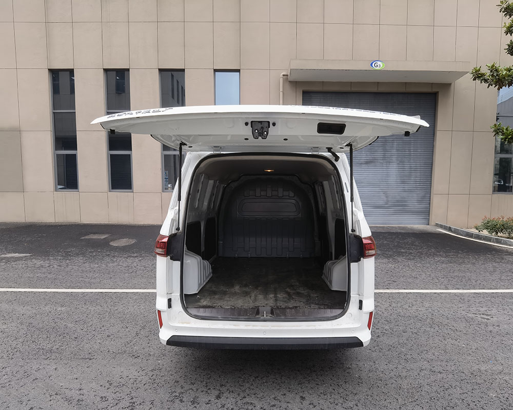 銳勝牌BAW5031XXY6Z57BEV純電動(dòng)廂式運(yùn)輸車(chē)公告圖片