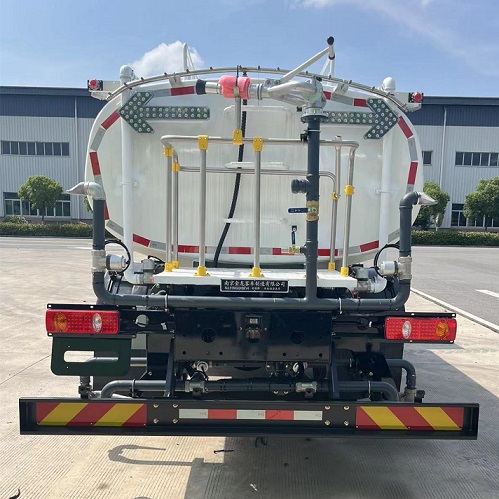 創(chuàng)維牌NJL5180GQXBEV4純電動(dòng)清洗車公告圖片