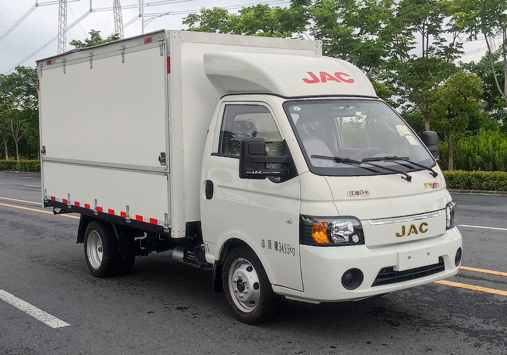 HFC5030XYKPV4E6B4S-2型翼開(kāi)啟廂式車(chē)圖片