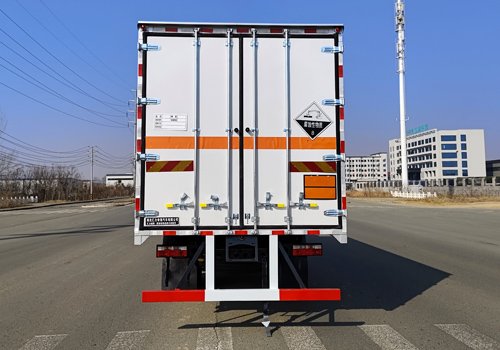 匯力威牌VVV5180XFWEQ6腐蝕性物品廂式運(yùn)輸車公告圖片